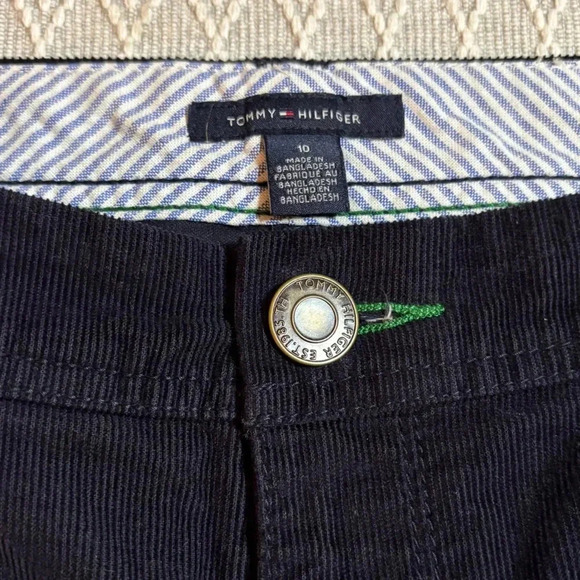 Tommy Hilfiger Fine Corduroy Straight Skirt, Navy. Size 10. Front Button/Zipper - Picture 2 of 4